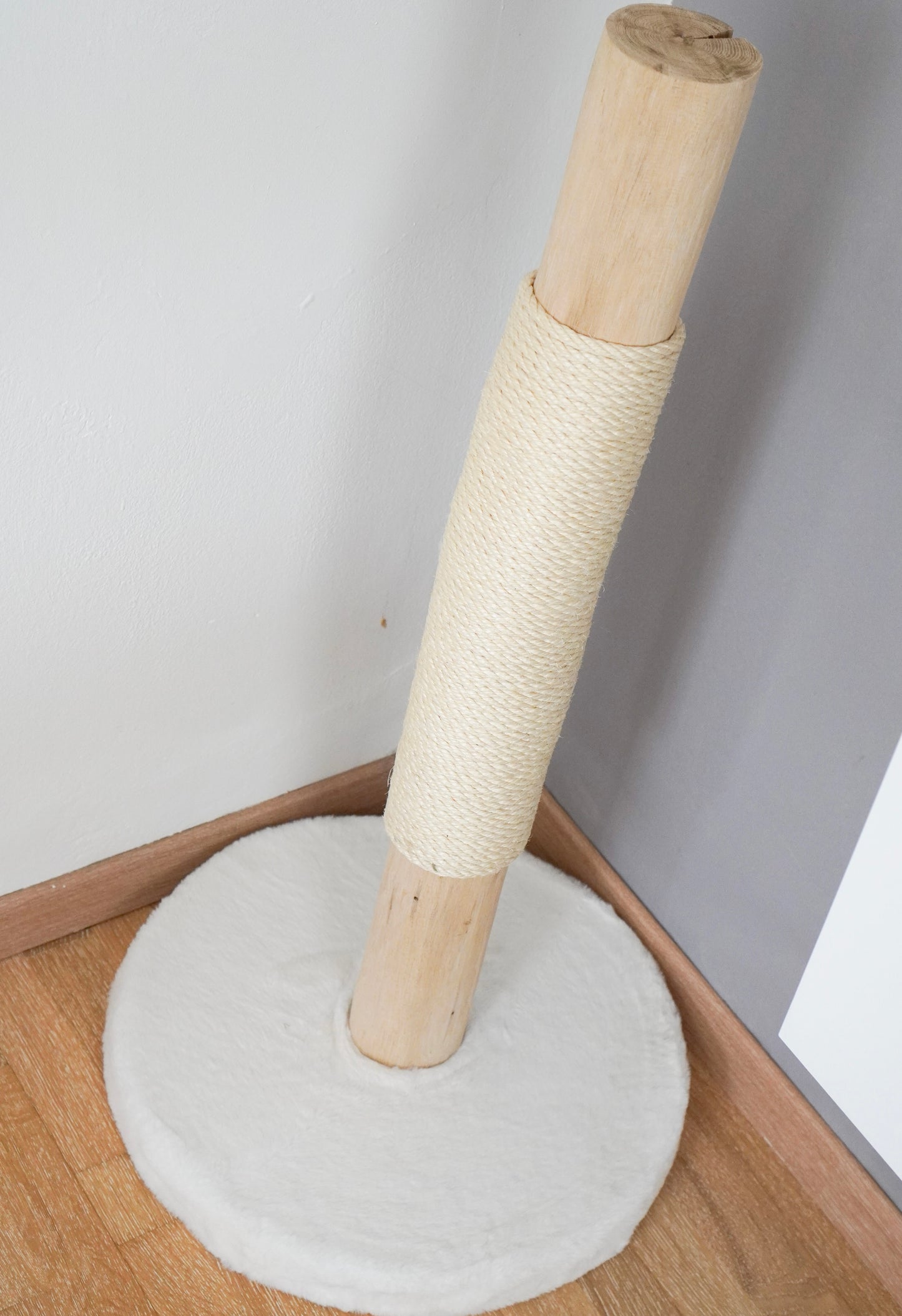 Naturkratzsäule | weiß - rund