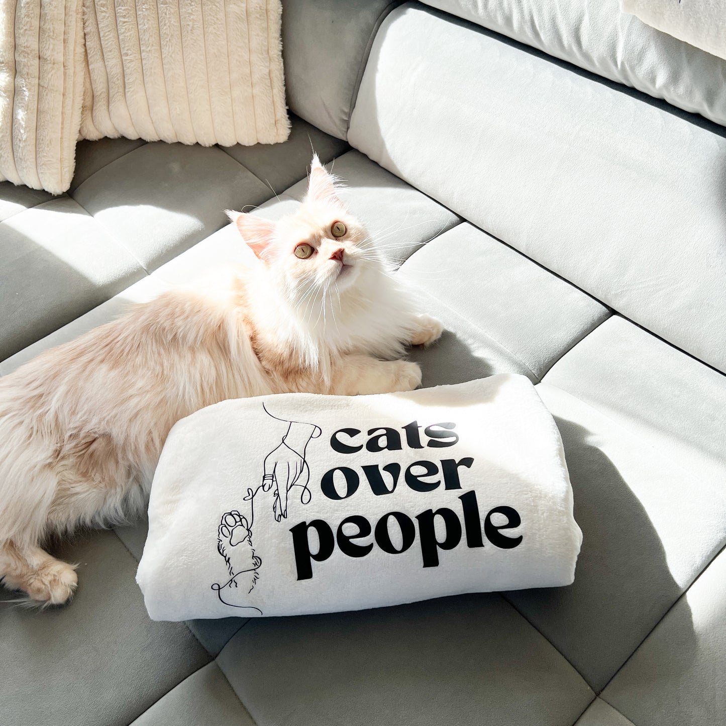 Kuscheldecke "cats over people"