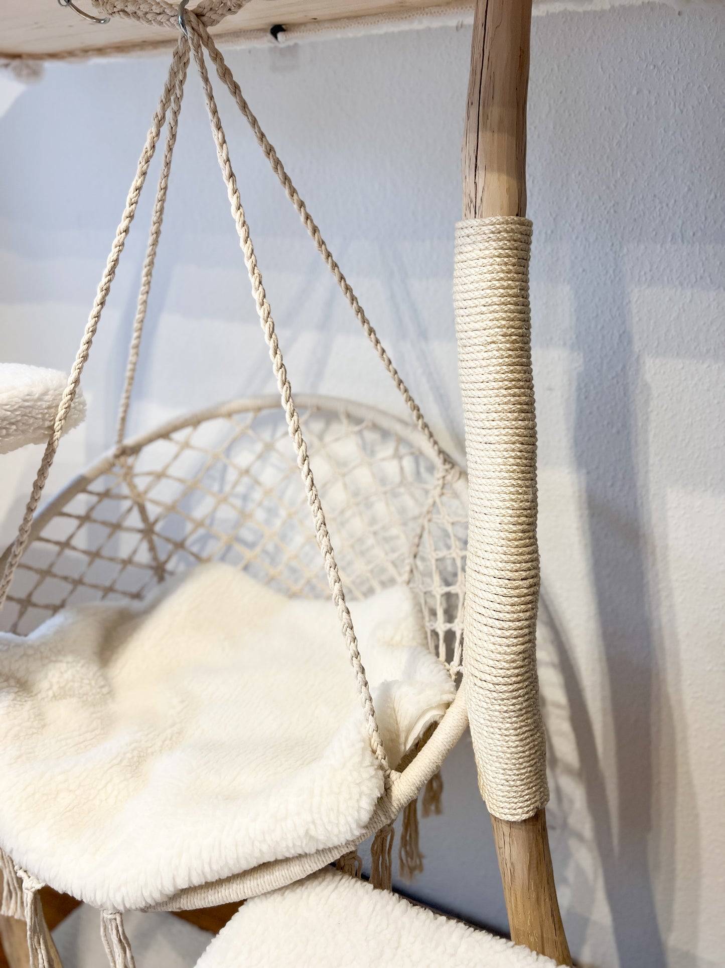 Naturkratzbaum „Thara & Nala“